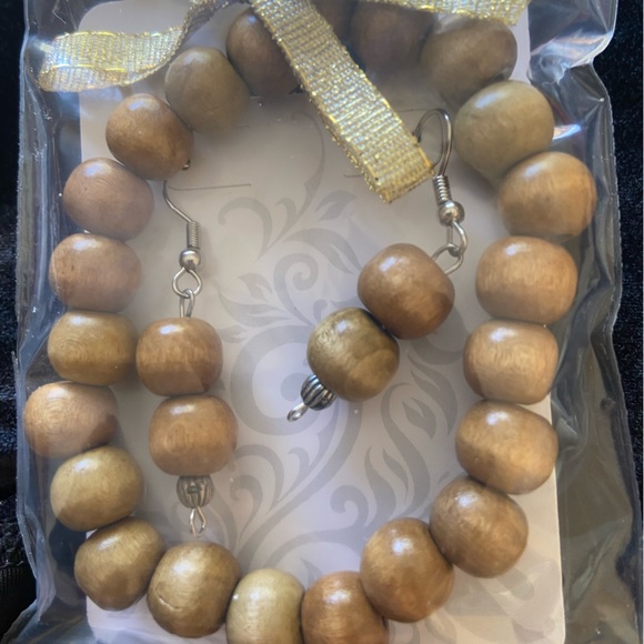 FancyFox Custom Jewerly - Picture 5 of 8